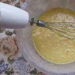 Пирог на маргарине с вареньем